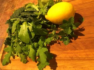 Salad ingredients: Arugula & lettuce with lemon vinaigrette